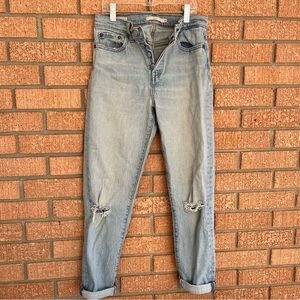 Levi’s Wedgie Jeans